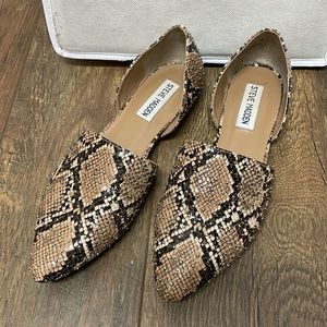 Steve Madden snakeskin flats